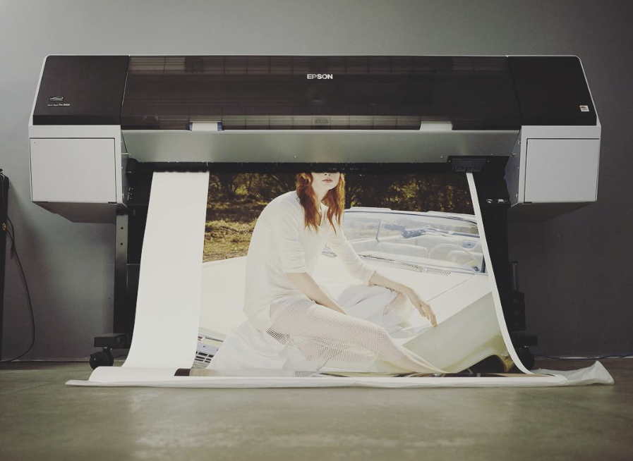 Rodrigo Bueno para Marie Claire .png